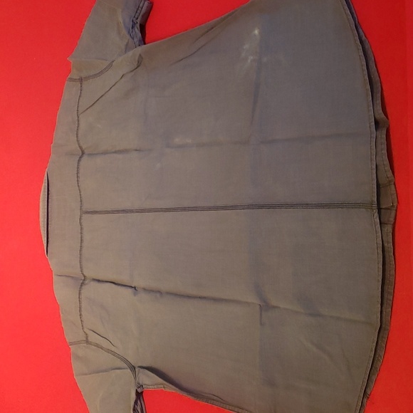 Lot of 2 Mens XXL gray and light gray short sleeve button up shirts by Marc Ecko - Picture 9 of 9